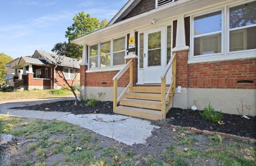 Bohemian Bungalow Pac-Man, walk downtown, pet friendly - Foto 55