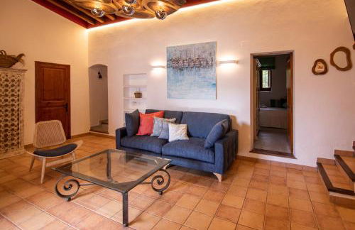 Casa rural Can Rotes con jardin y barbacoa - Foto 12