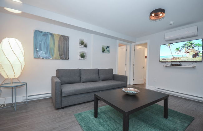 M. Hooper Downtown Luxury - Photo 32