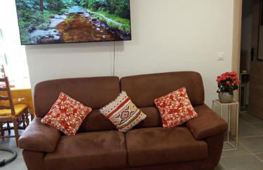 Cosy appartement RDC-terrasse et parking privé - Foto 24