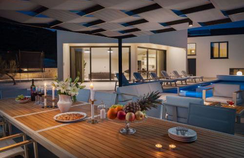 Luxury Villa Dolac near Split, airport, complete privacy, infinity heated pool - Photo 76