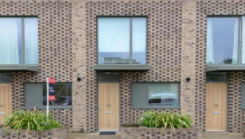 Modern & Exquisite Trumpington Townhouse with Parking & 5 mins to Papworth hospital - Foto 3