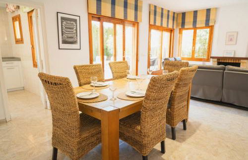 Superb villa near sandy beach Sant Pere Pescador, Amfora 64 - Foto 10