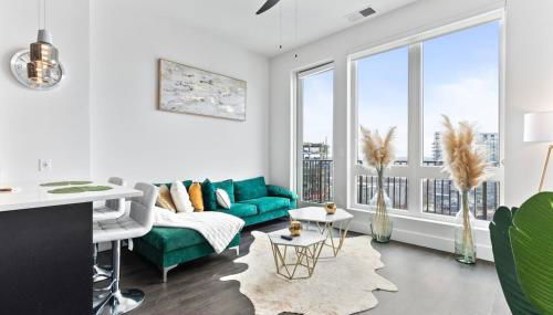 NEW! Royal Penthouse King Bed Amazing Views! - Foto 4