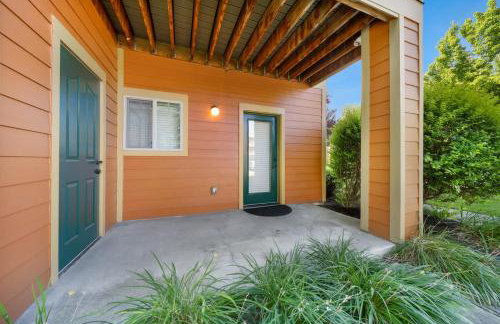 Condo with Sauna & Fitness Center, Extended Stay Savings - Foto 26