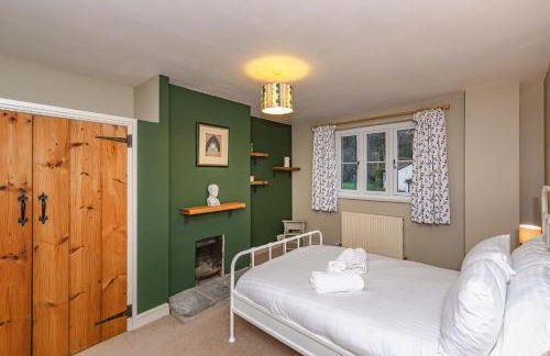 Dulcote Gem 3 Bed 3 Bath Parking & Cathedral Views - Photo 40