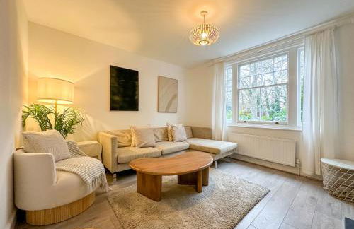 NEW - Luxury 3 bedroom Townhouse - Canterbury City Centre - Foto 1