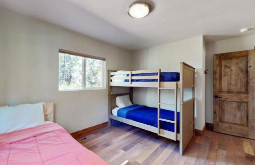 Homewood Cabin Among the Pines - Foto 19