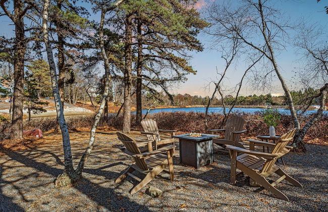 Laker s Pointe by Avantstay Lakefront Private Peninsula Hot Tub Game Room - Photo 49