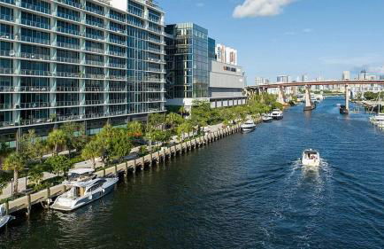 5 Star Feel in Miami Prime Location - Photo 11