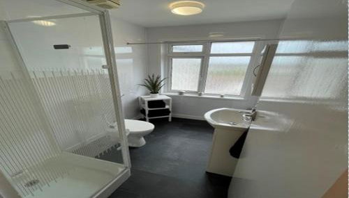 Beckington House - Foto 5, Shower