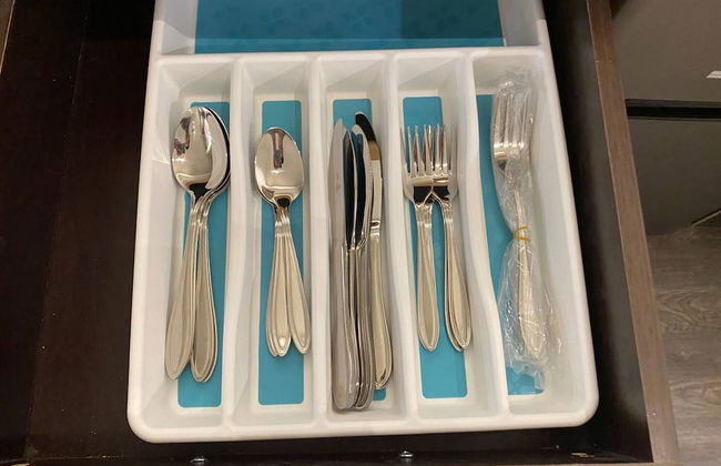 Dt 1bed 1bath Cozy Suite 8 Min Walk To Arena - Photo 15