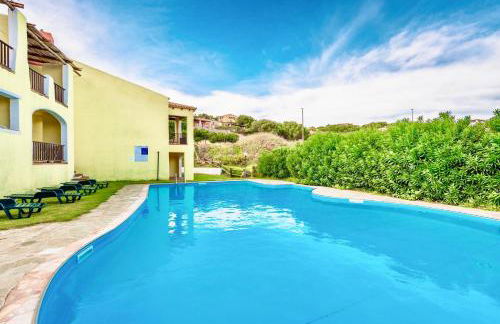 ISA-Villas with air conditioning, shared pool and private outdoor space just a few km from La Pelosa beach - Foto 12