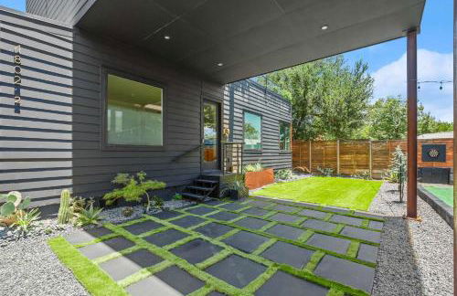 Stylish Austin Stay 3BR 2BA Pet-Friendly - Foto 35