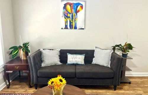 Condo 5 min Uptown I Fast Wi-Fi & Private Patio - Foto 4