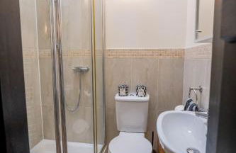 An elegant countryside hideaway with four indulgent ensuite bedrooms - Foto 26