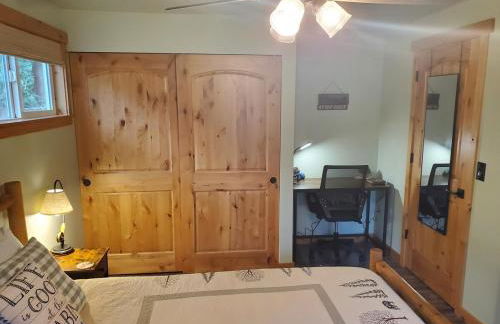 Tony's Riverside Oasis - Foto 12