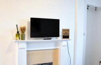 Parking - Sleep 3 - 1 Bedroom - Easy Access - Photo 1