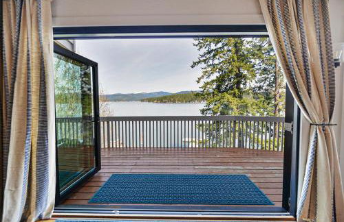 Huvila Haven Lake Front Home with Dock and Hot Tub - Foto 9