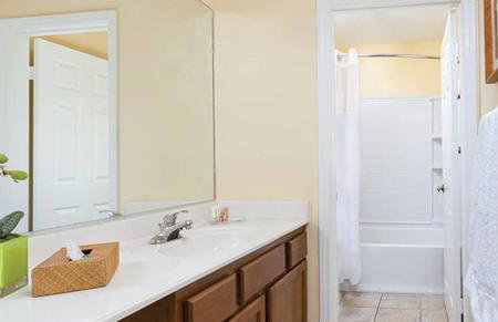 Wyndham Dolphin's Cove 2BR Suite with Resort Access - Foto 11