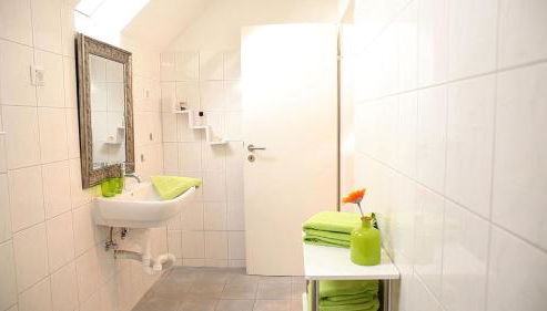 Art City-Studio Kassel 5, modern, citynah, voll ausgestattet, kostenfreie Parkplätze, Süd-Balkon, ruhig, Herkulesblick - Foto 4