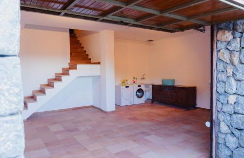 Villa renovada vista al mar y piscina climatizada - Foto 75