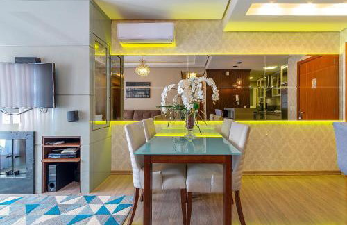 Alto Padrão com lareira, piscina e vista incrível - Foto 13