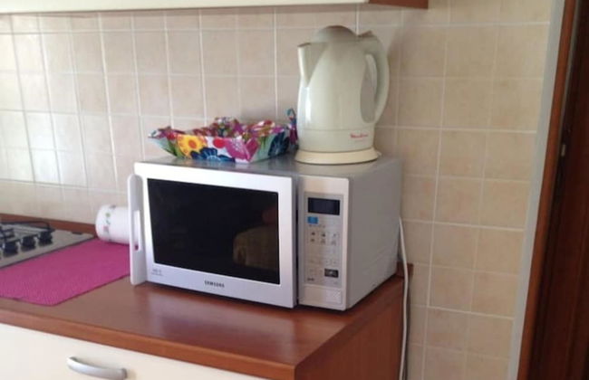 Quaint Little apt for 4 With Pool - Foto 13