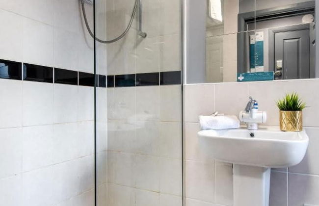 The Penthouse Gathering Wrexham Town Centre - Photo 19