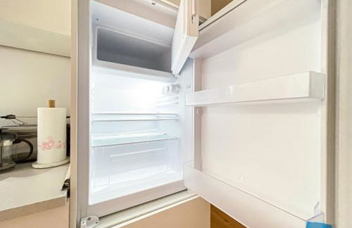 Freundliche Ferienwohnung mit Regendusche, Küche, Waschmaschine&Trockner, TV, WLAN - Photo 23