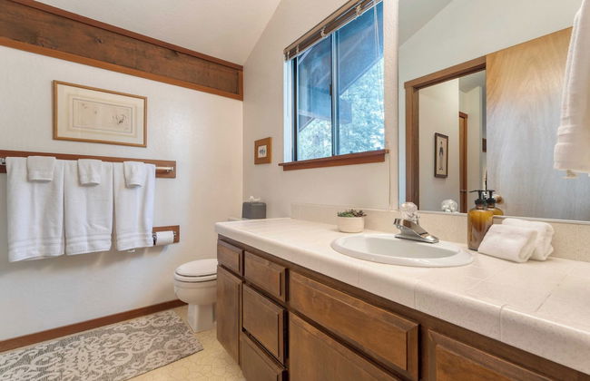 Northstar Hideaway by Avantstay 5mins to Skiing! - Photo 13