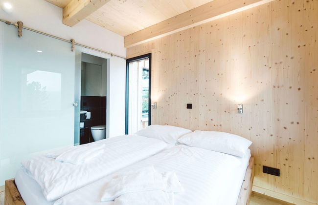 Chalet in Alps Near Ski Slopes With Jacuzzi - Photo 3