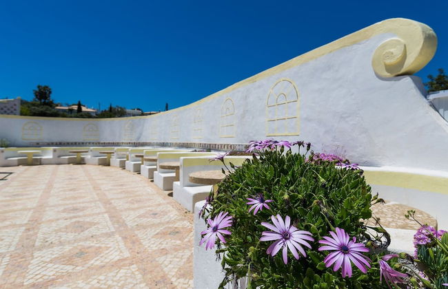 Holiday Home at Portimao With Fenced Garden - Photo 11