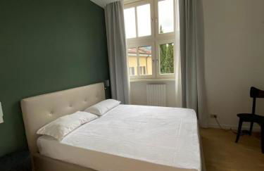 Little Marina Apartment - Lake Como East Side - lake front - Foto 2