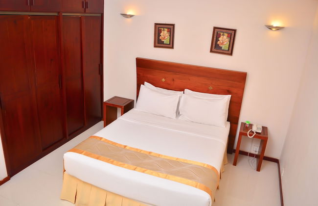 Unique Towers Luxury Boutique Suites - Photo 12