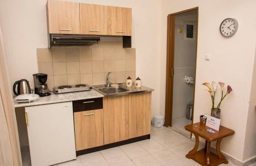 Stefanie's Rooms - Photo 37