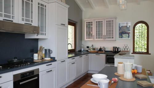 Villa Roseo - Lake View Villa with Private Pool - Foto 4, stove, dishwasher, toaster