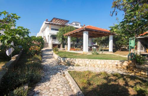 Apartments Crljenko - Foto 42