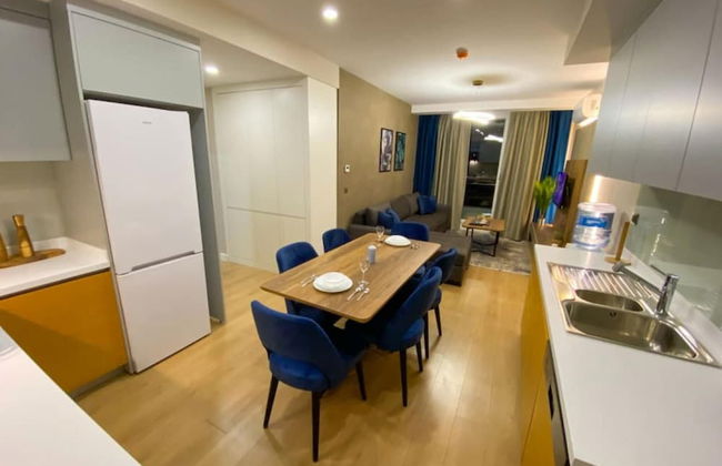 Exclusive Spacious 2 1 Apartment 2 Bathrooms - Core Living - Photo 7