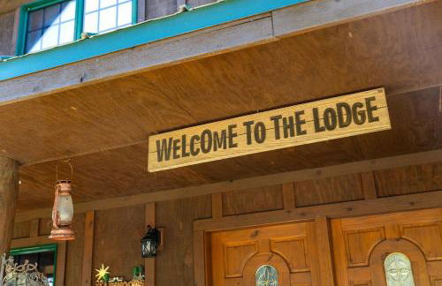 Spacious Rustic Cabin Rental with a Hot Tub in Cheney, Washington - Foto 36