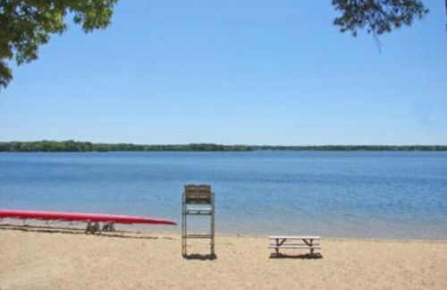 Perfect location! Minutes to beaches! Beach pass! - Foto 38