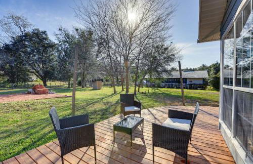 Newberry Home with Deck on 10 Acres! - Foto 3