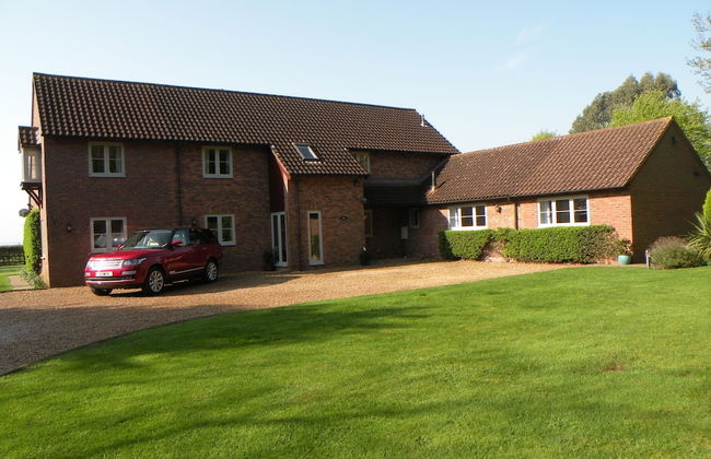 Woodfield House - Photo 26