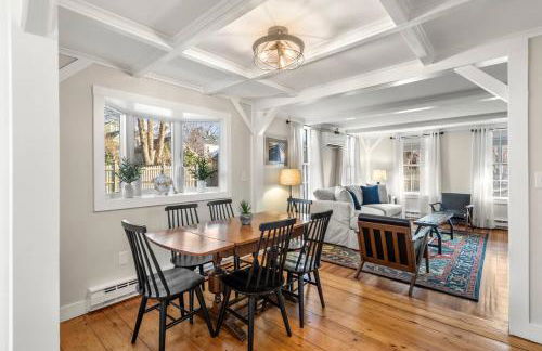 2BR Home|Downtown Rockport w/parking|Walk 2 Ocean - Foto 11