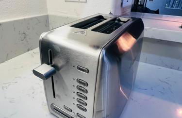 Stylish & Fully Renovated Home! - Foto 72