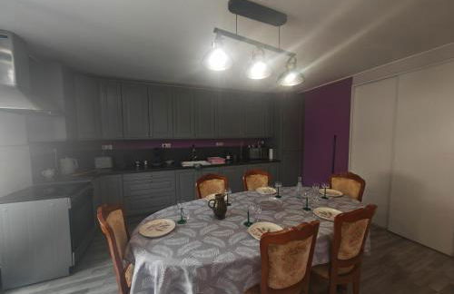 chez Émile côté face maison entière, 3 chambres, 2 salles de bains,jardin et terrasse - Foto 14