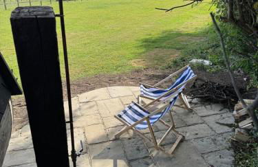 Luxury Spa Cabin with Outdoor Bath, Sauna & Fireplace - Foto 38