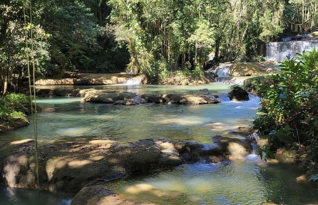 Seacret Studios - Cozy Jamaican Retreat Apts by RedAwning - Photo 12