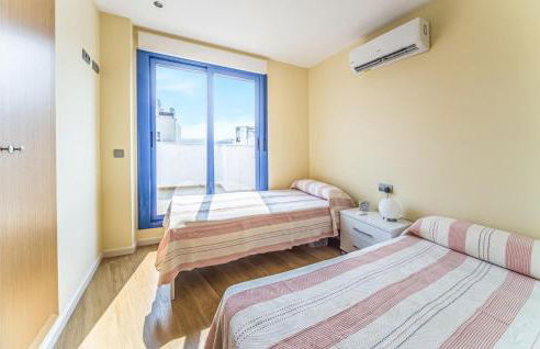 Gorgeous Apartment In Torreblanca - Foto 15