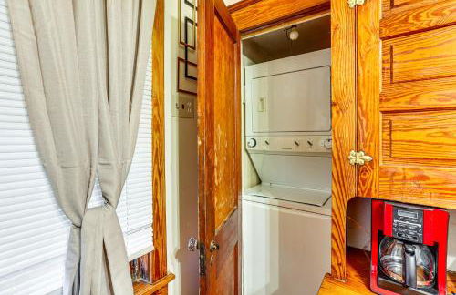 2 Mi to Dtwn Harrisburg Escape with Furnished Deck! - Foto 10